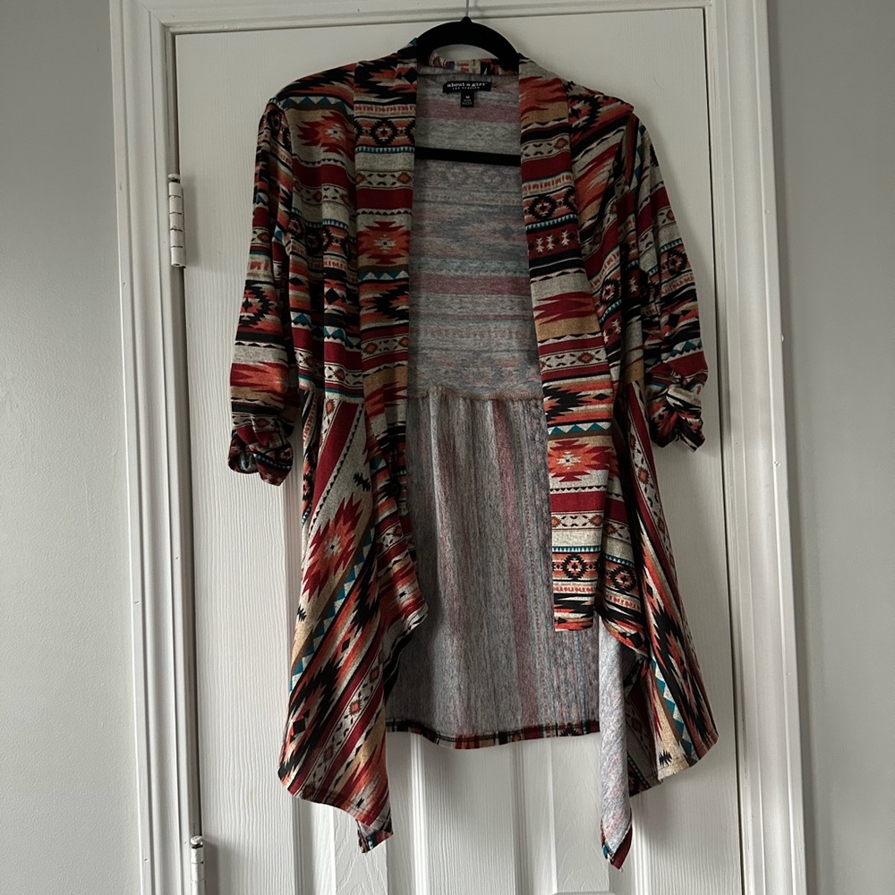 About A Girl juniors’ cardigan